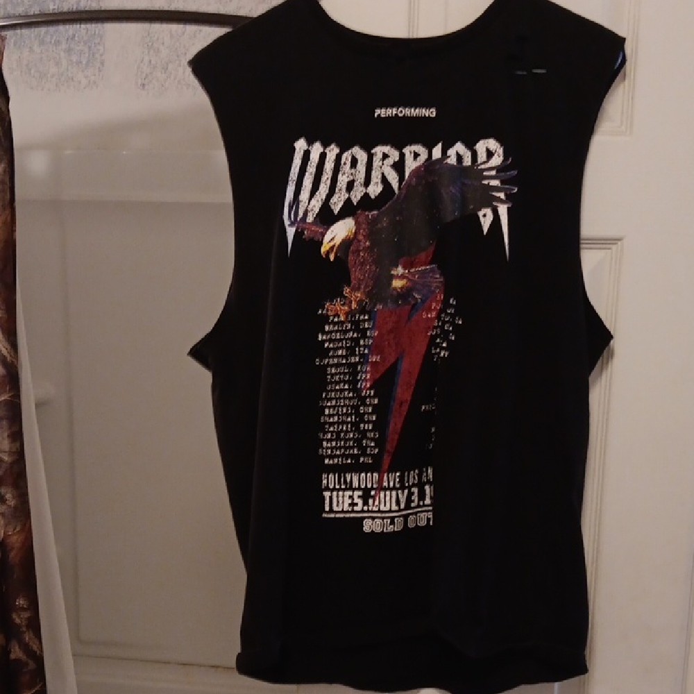 Warrior Graphic Sleeveless Tee